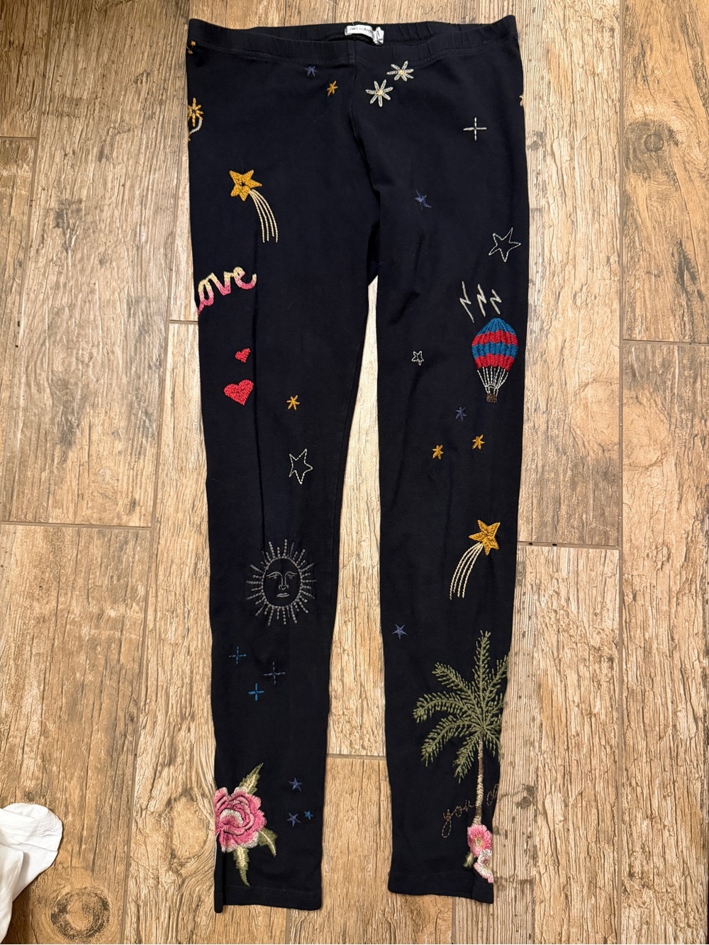 Johnny Was Floral Embroidered Black Leggings xs